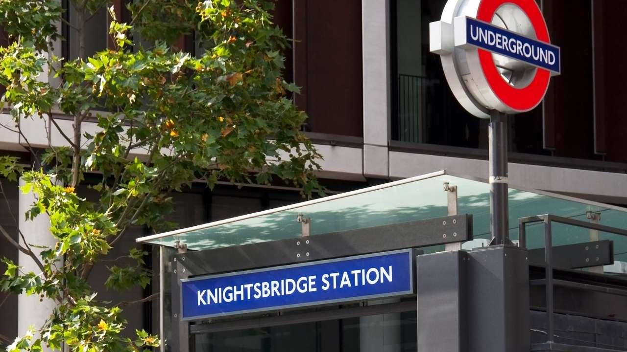How To Get From Heathrow Airport To Knightsbridge - London Kensington Guide