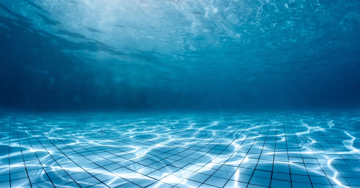 It's surprisingly hard to tell if someone's drowning, so we made you a guide