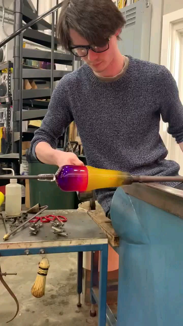 A glassblowing process called incalmo I'm using to make a centerpiece