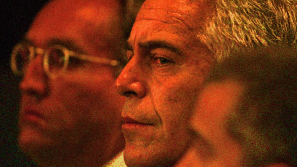 Jeffrey Epstein's Private Banker at Deutsche & Citi Found Swinging From a Rope; Executive 'Suicide' Before FBI Questioned Him