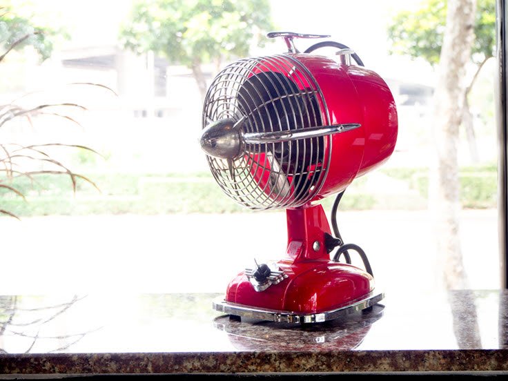 You Need To See These Surprisingly Stylish Table Fans