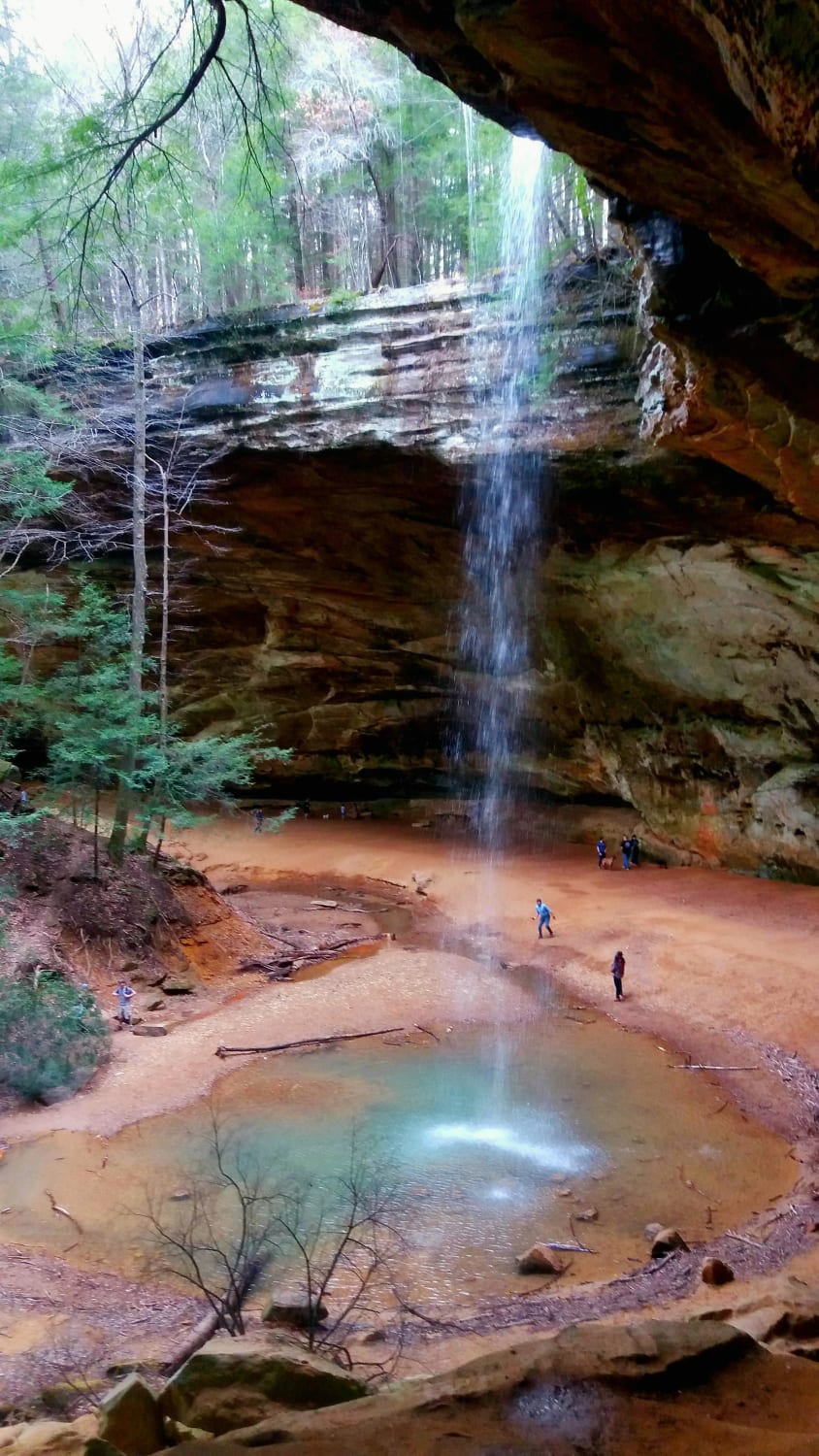If youre in Ohio and haven't visited Hocking Hills State Park, you're missing out. (Hocking Hills, OH, USA)