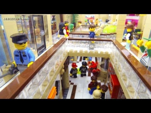 A Full LEGO Minifigure Scale Shopping Mall - A Walk Through of a Two Story and 17 Shop Filled Miniature Mall [19:05]