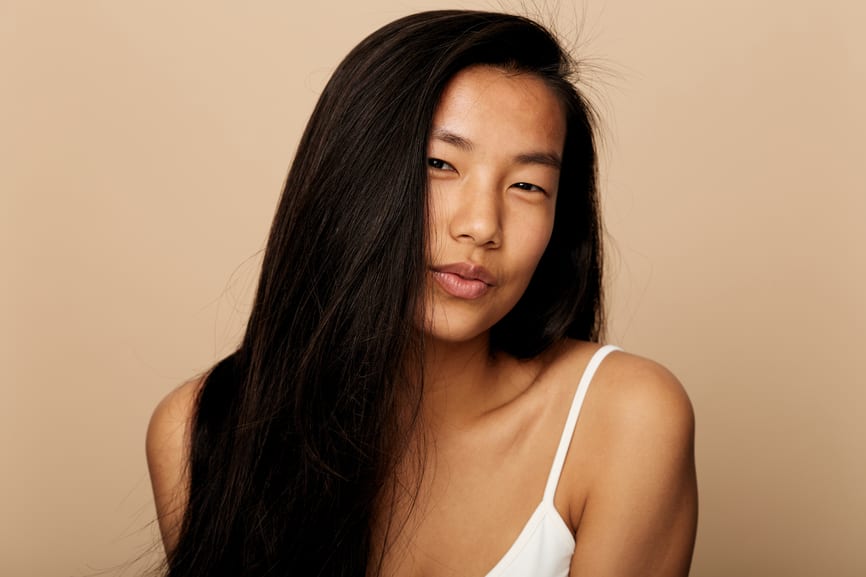 The best way to treat every single type of dry hair, according to stylists