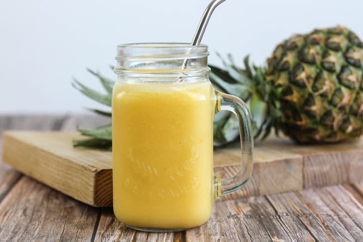 Mango Pineapple Smoothie - what a yummy way to start the day!