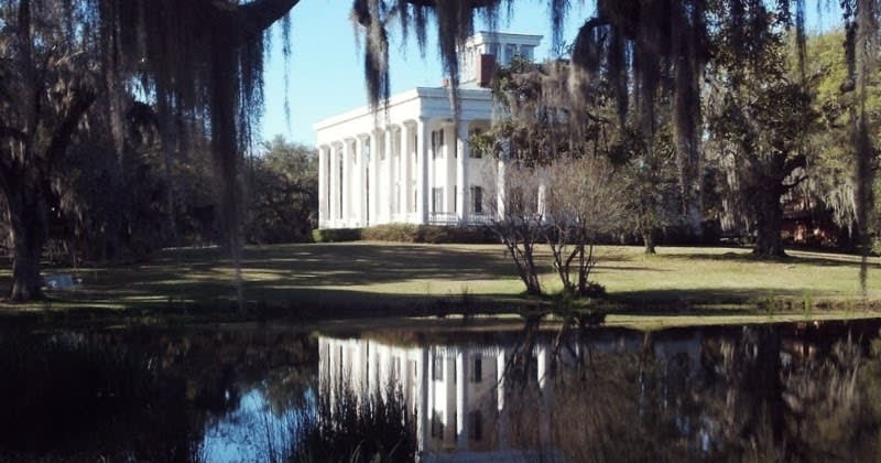 The Ultimate Louisiana Plantation Country Road Trip