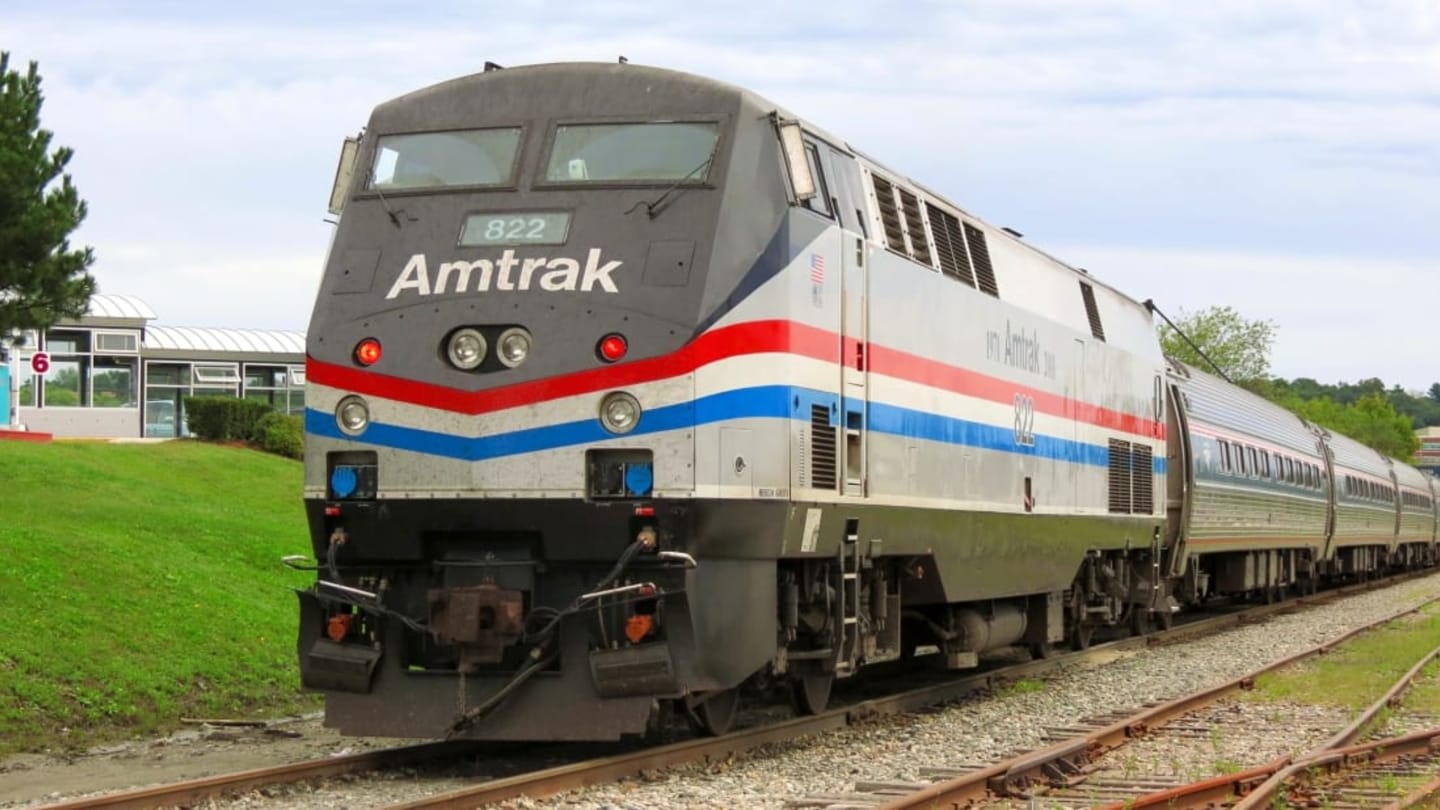 11 Fast Facts About Amtrak