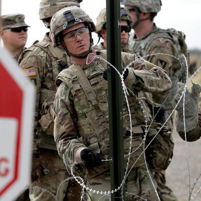 Bored Soldiers Grill James Mattis About What the Hell They're Doing at the Southern Border