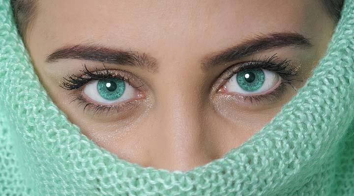 Top 10 countries with most beautiful eyes - Eye colors and personalities