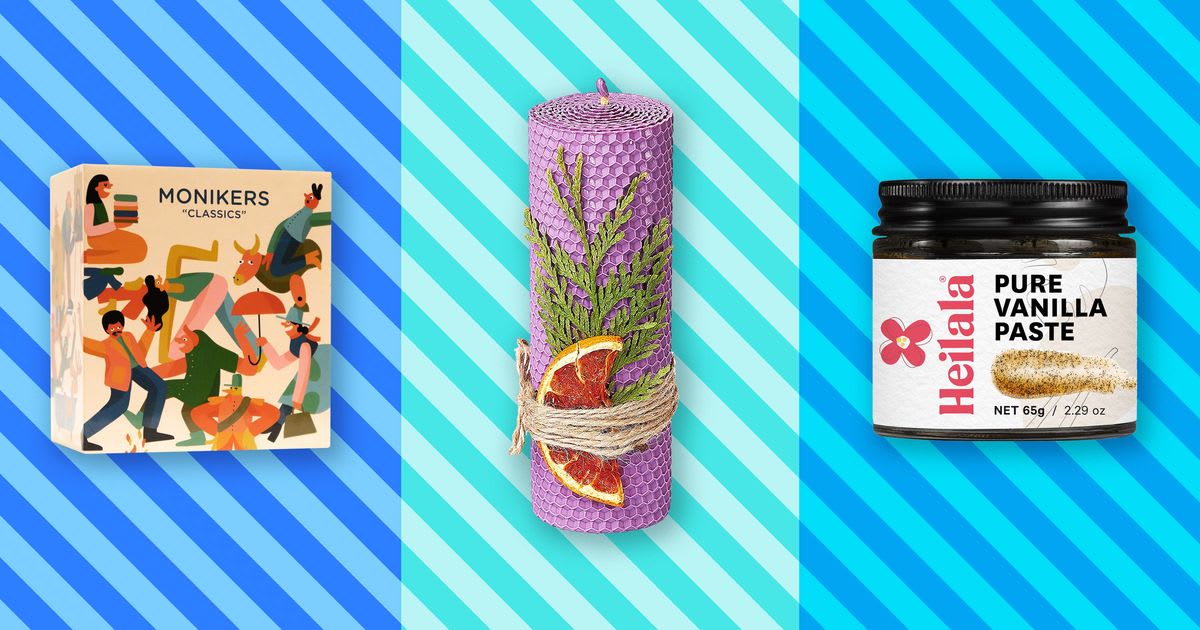 The Best Secret Santa Gifts Under $25 (That You Can Buy on Amazon)