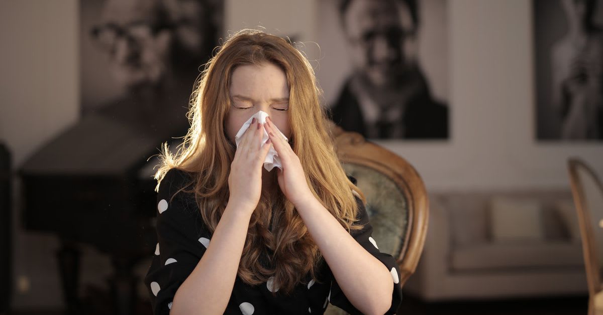 How to tell seasonal allergies from COVID-19 symptoms
