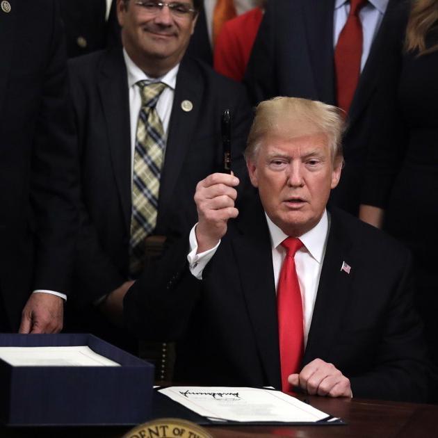 Trump signs major opioids legislation just in time for elections