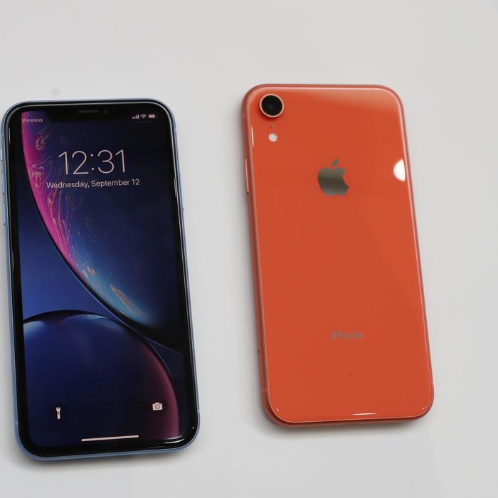 Apple's iPhone XR Is Company's Best-Selling Model, Executive Says