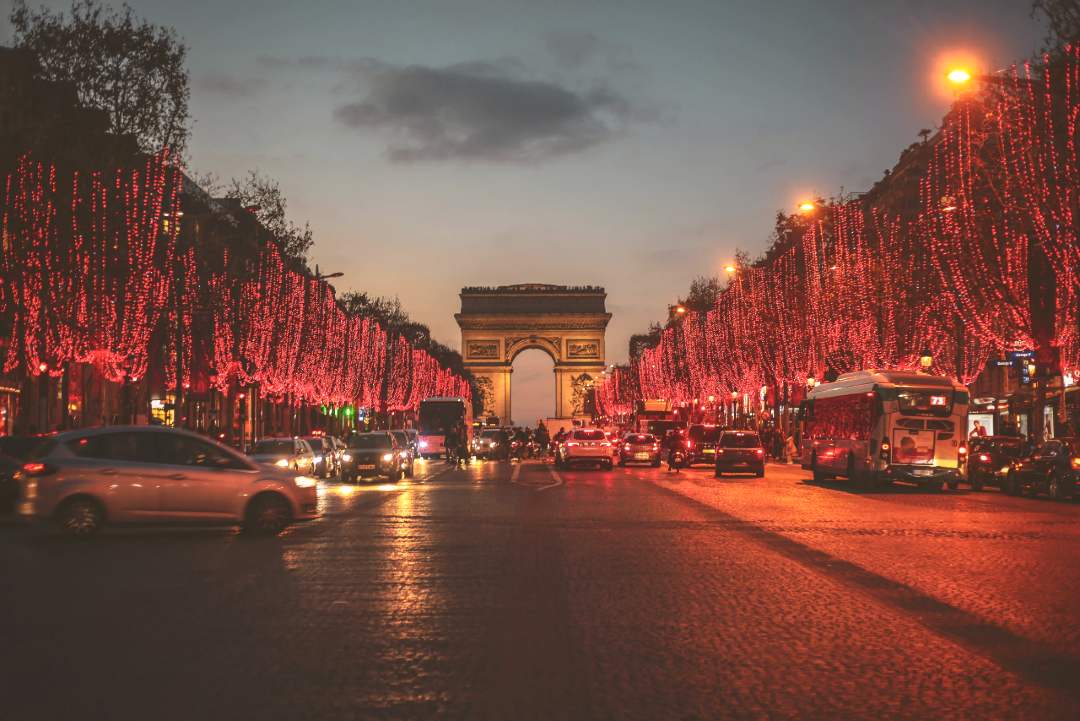 18 Incredibly exciting ways to spend Christmas in Paris