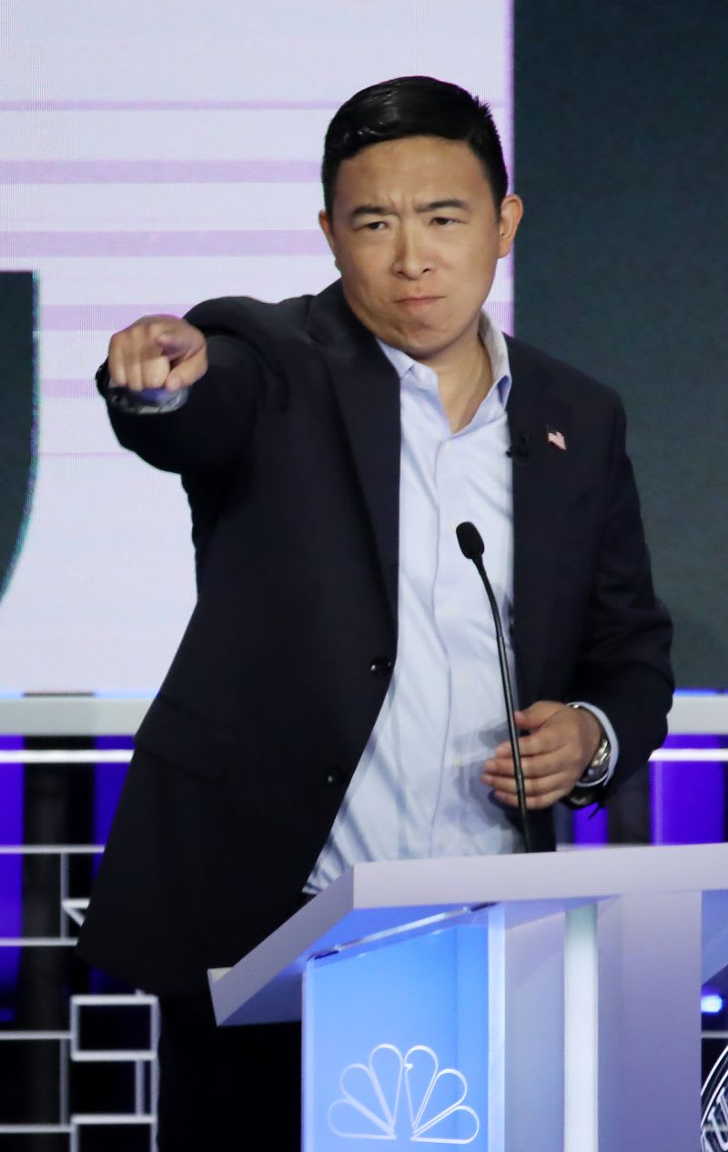 Andrew Yang qualifies for September debates with new Iowa poll