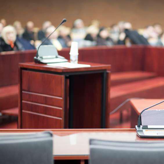 9 Things Lawyers Look for When Picking a Jury