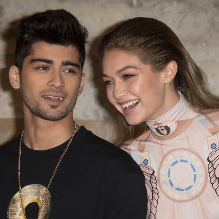 Zayn Malik Tweeted That He Loves Gigi Hadid and Fans are Really Confused