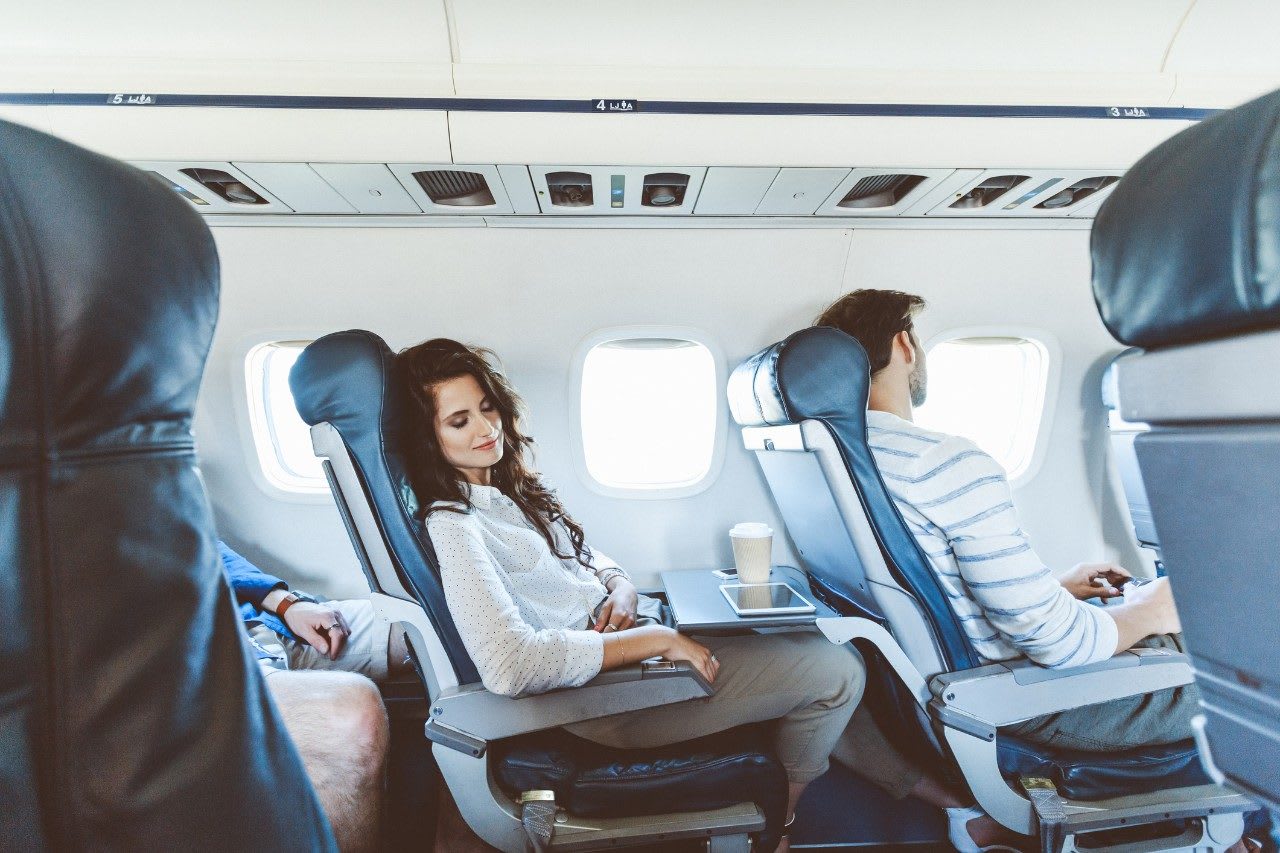 Do you know: 7 best ways to sleep on plane seat?
