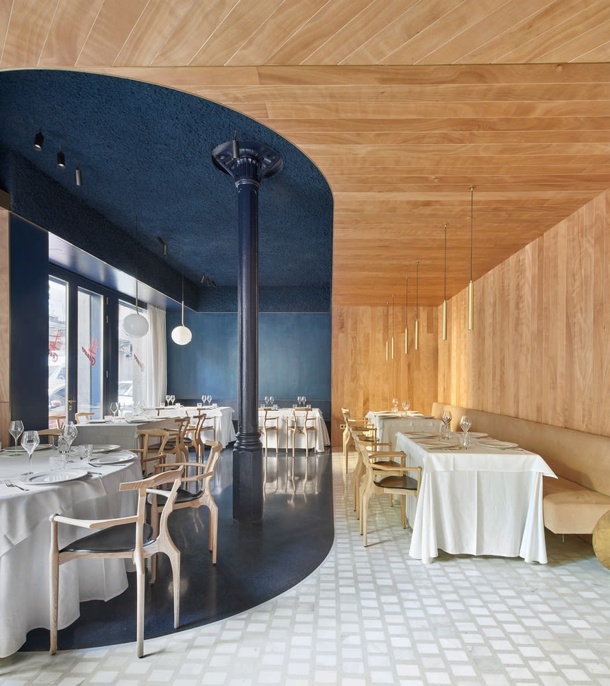 Cheriff Restaurant Interior in Barceloneta, Barcelona - e-architect