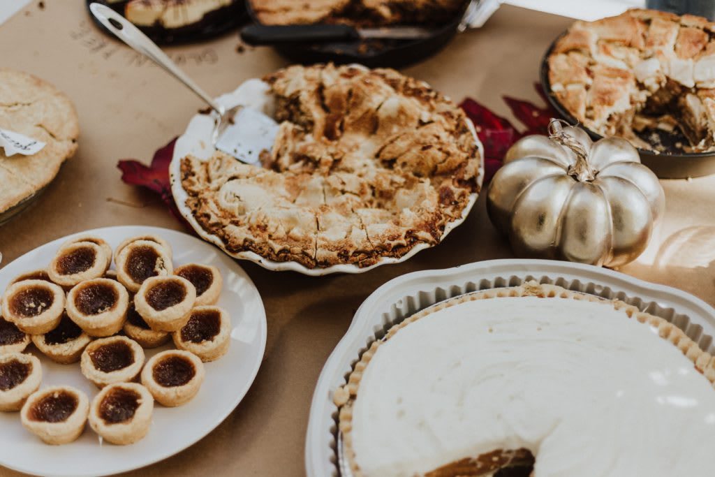 How to Save Money Hosting Thanksgiving - Keeping Up With The Bulls