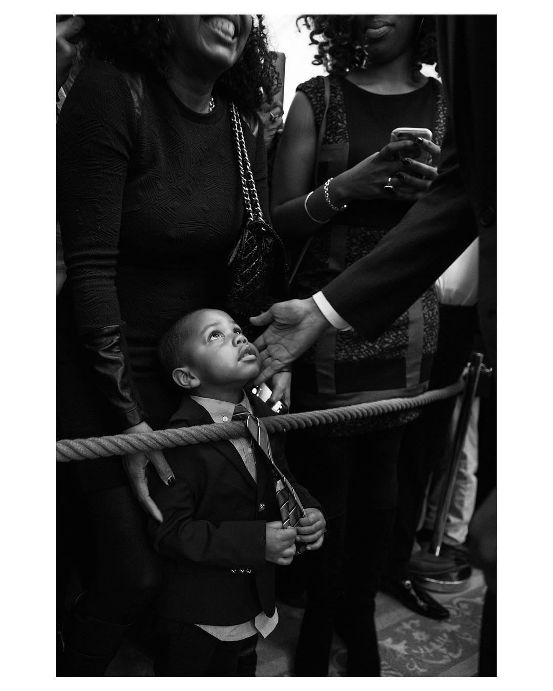 Pete Souza | Obama with kids, Barack and michelle, Barack obama
