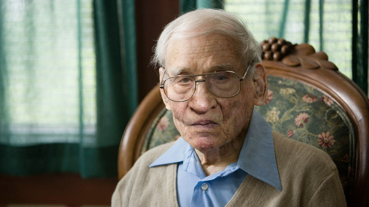 Defiant 123-Year-Old Not Going To Let Coronavirus Stop Him From Hanging Out With Friends