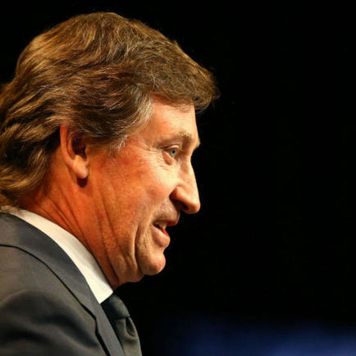 Wayne Gretzky, in China, says NHL letting its stars play in Olympics is 'better for everyone'