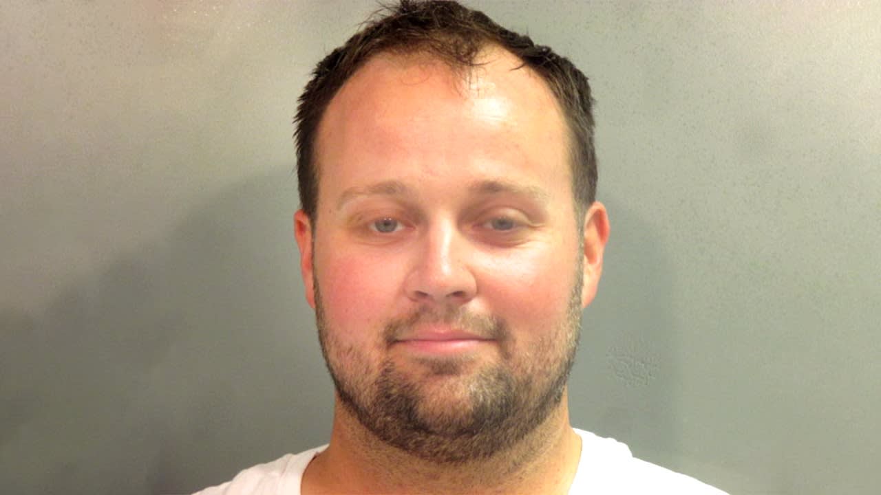Josh Duggar granted bail, allowed to see his children with Anna present, in spite of judge's concerns and special agent stating the material recovered is some of the worst he has seen in his career.