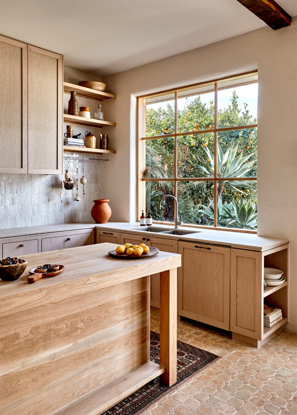 A Star Modern-Rustic Kitchen in Melbourne: Australian House and Garden's Kitchen of 2019 by Studio Ezra