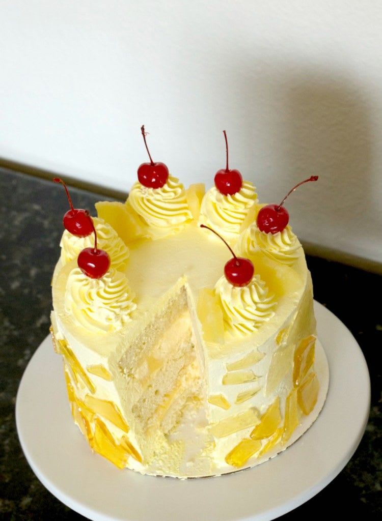 Dole Whip Cake | Coffee and walnut cake, Pinapple cake, Cake decorating piping