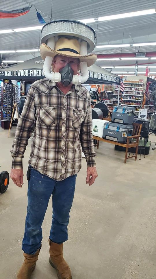 PsBattle: This guy wearing an over-the-top filter mask