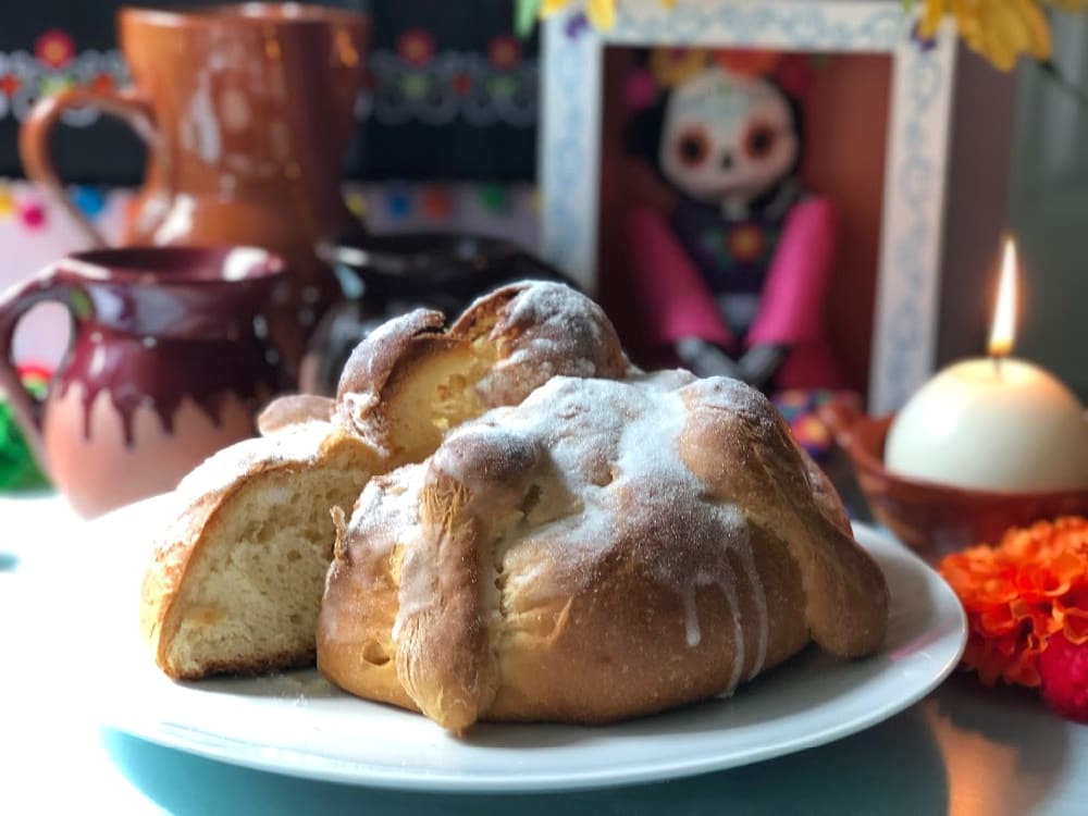 Mexican Bread for the Day of the Dead Feast