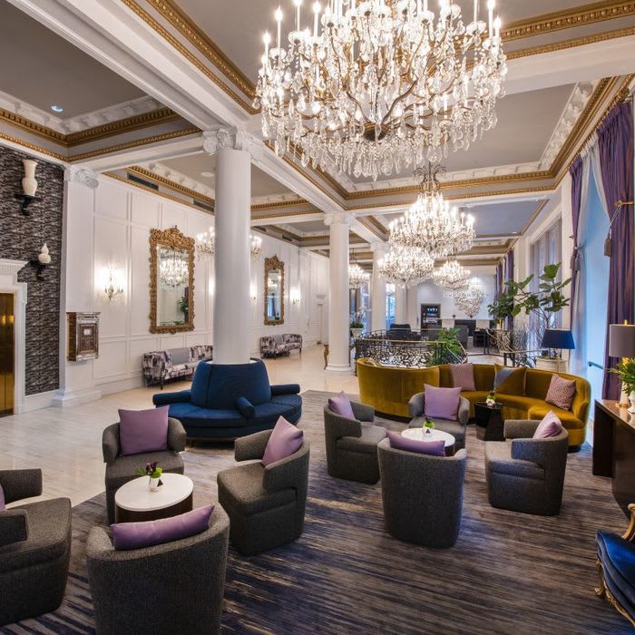The 5 Most Festive New Orleans Hotels for Mardi Gras 2019