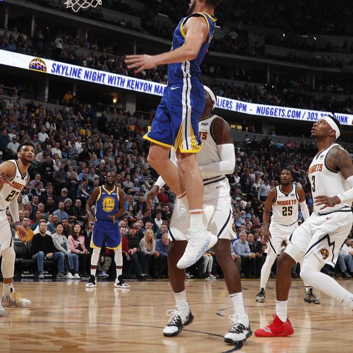 Warriors score NBA-record 51 points in 1st quarter