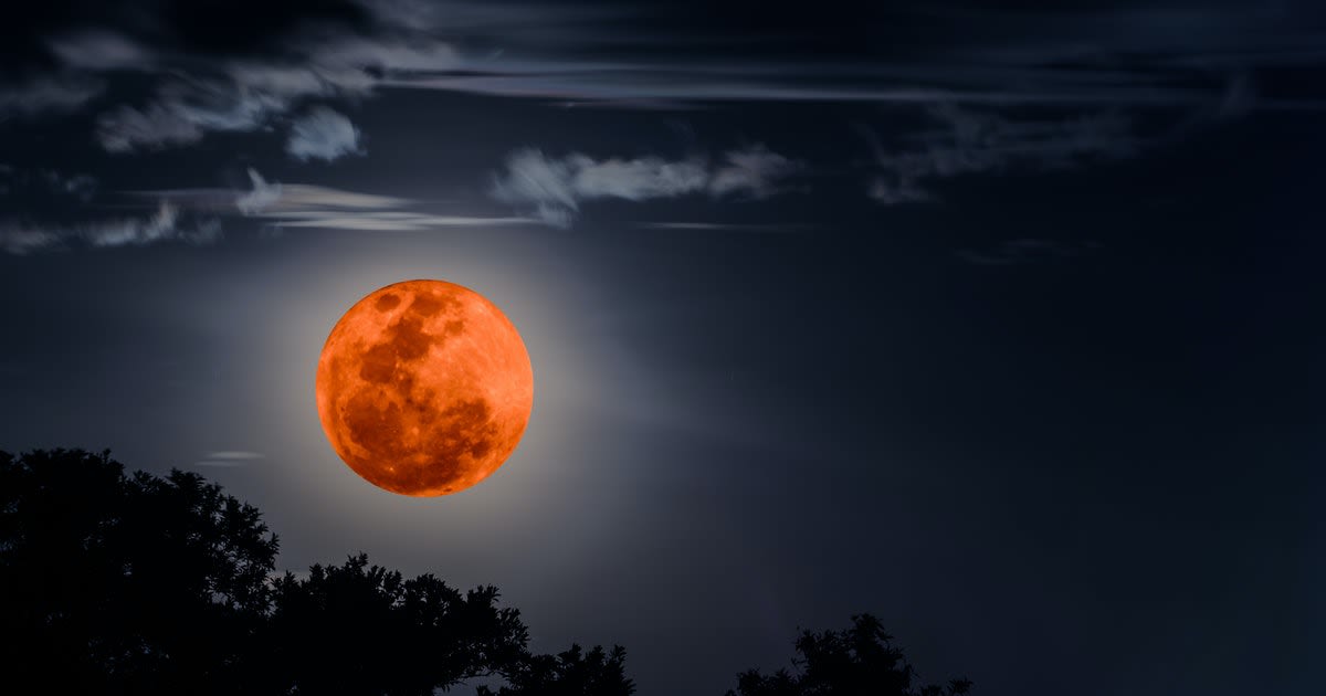 Why does the Moon appear to change color, size, or brightness? Here's a little clarity.