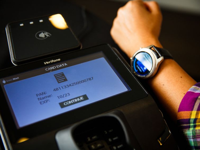 Samsung has a debit card coming this summer, as Samsung Pay turns five