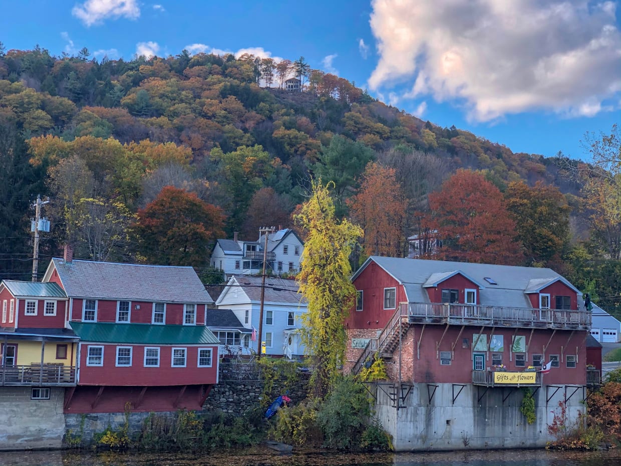10 Easy Fall Day Trips in New England - The Daily Adventures of Me