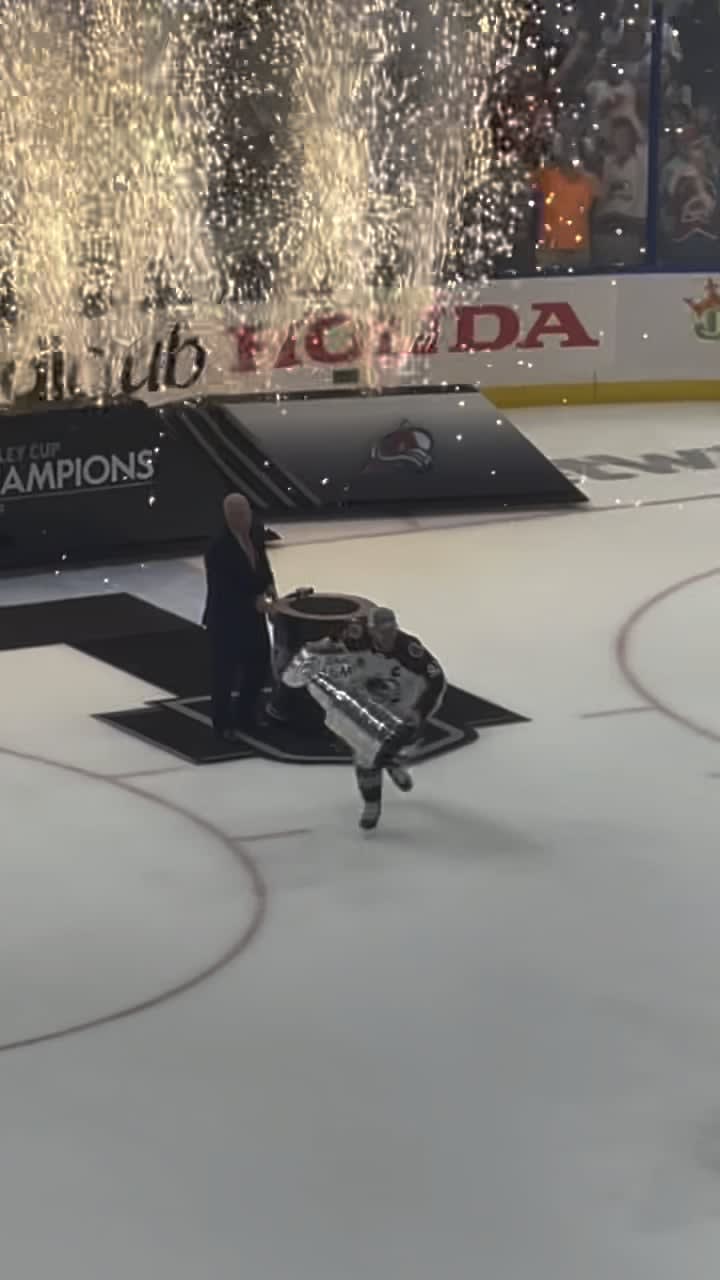 Stanley Cup Ice Skate follow cam
