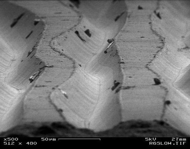 Incredible photos of record grooves under an electron microscope