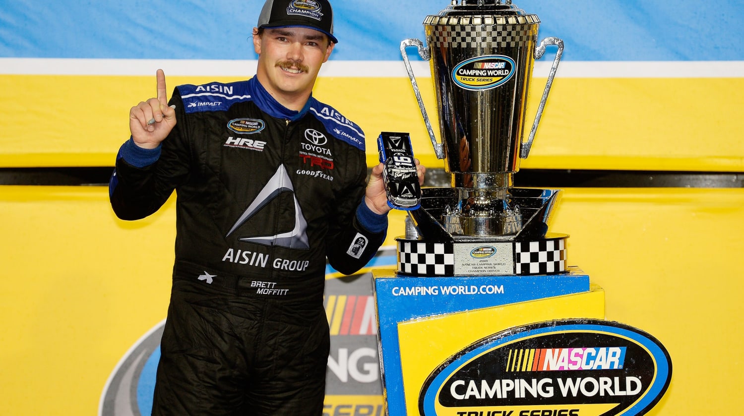 Brett Moffitt wins at Homestead-Miami Speedway to claim NASCAR Truck Series title