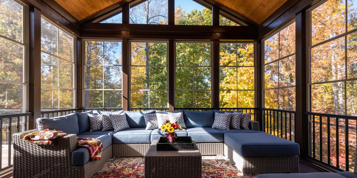 40 Must-See Decor Ideas to Deck Out Your Porch for Fall