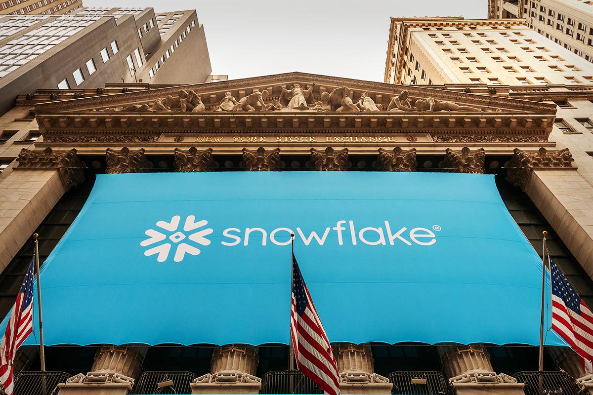 Snowflake Is Being Given a Nosebleed Valuation Despite Intensifying Competition