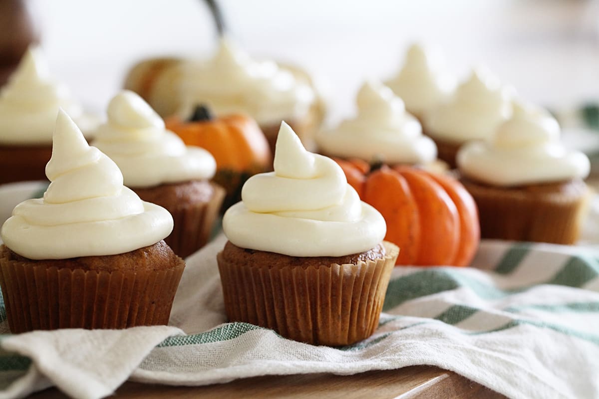 Pumpkin Cupcakes With Cream Cheese Frosting