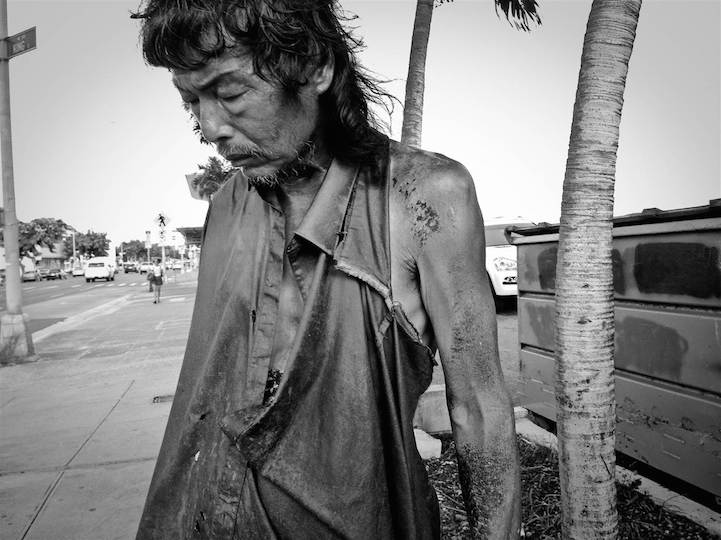 Photographer Documenting the Homeless Discovers Her Own Father Among Them