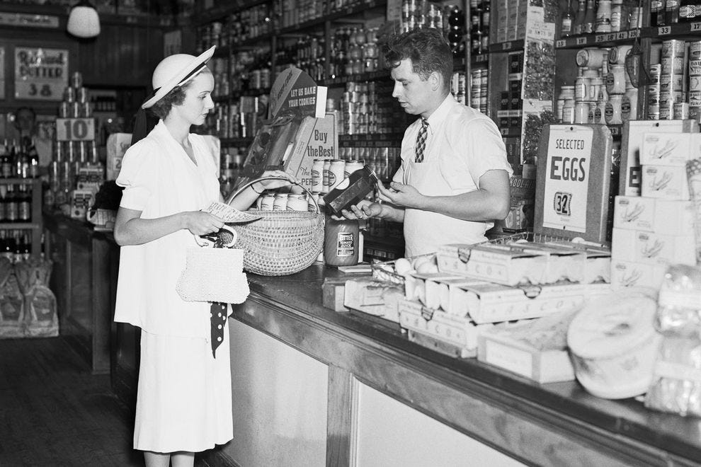 How we wound up with supermarkets: A history of the grocery store