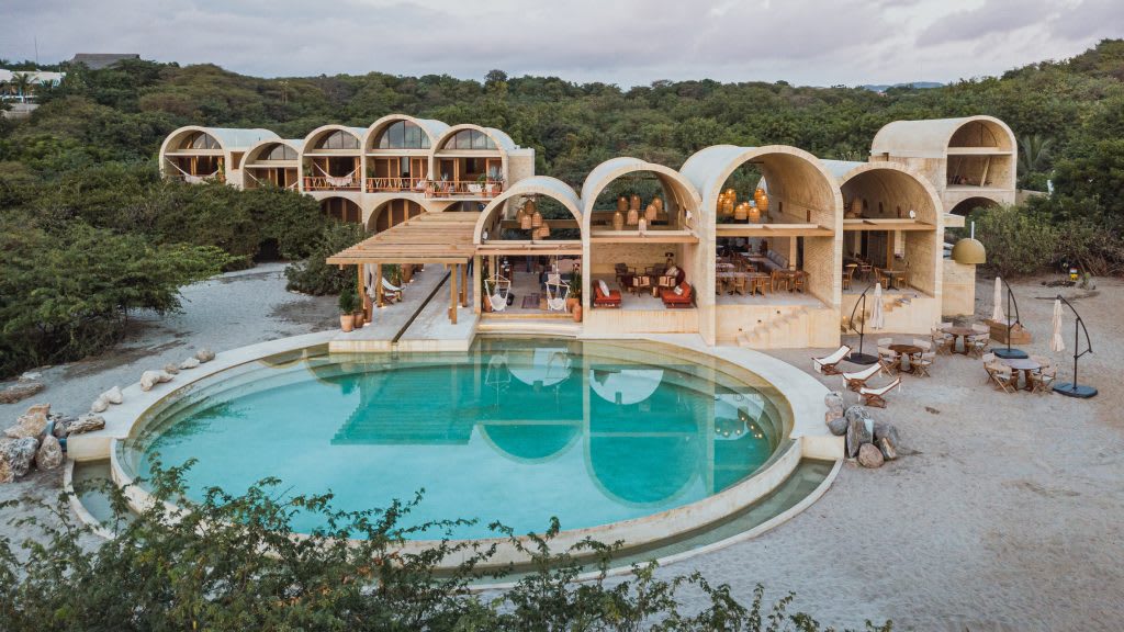 Alberto Kalach designs Oaxacan boutique hotel with arched volumes