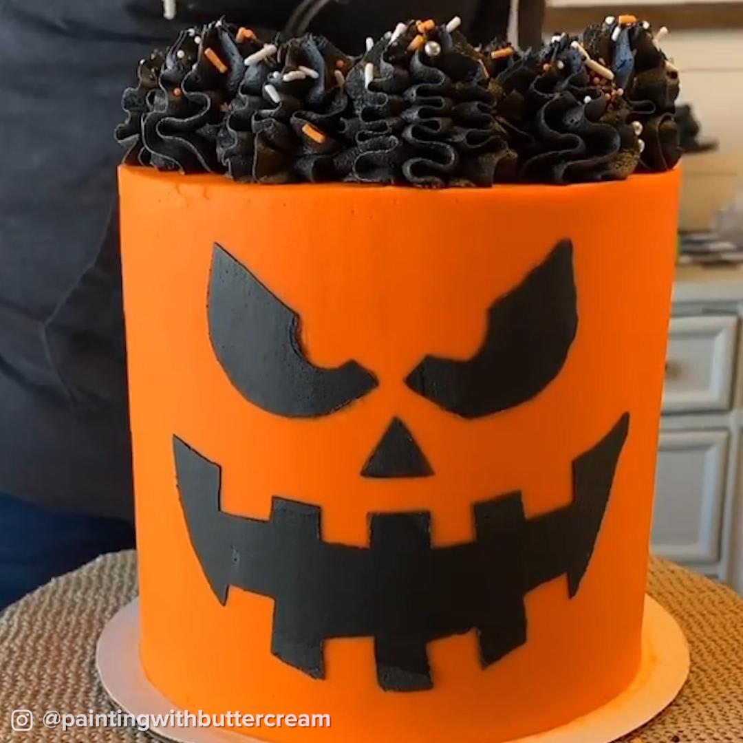 Let's get spooky with these mesmerizing halloween-themed cakes 🎃👻