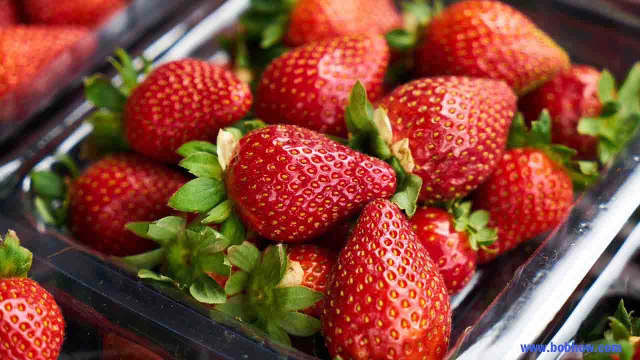 Why you SHOULD eat strawberries regularly (2019 revised list)