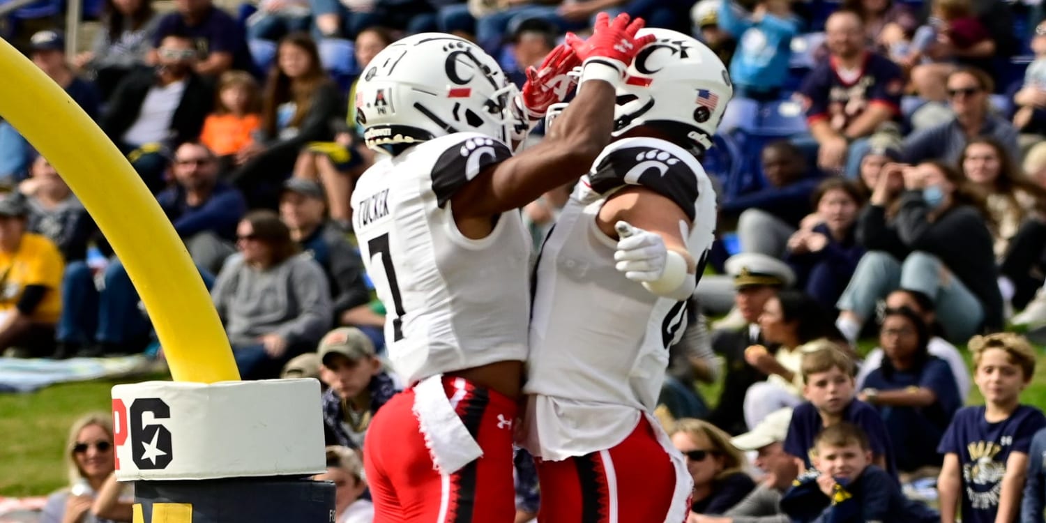 Analysis: No. 3 Cincinnati navigating tough schedule with ease, but it won't matter come playoff time