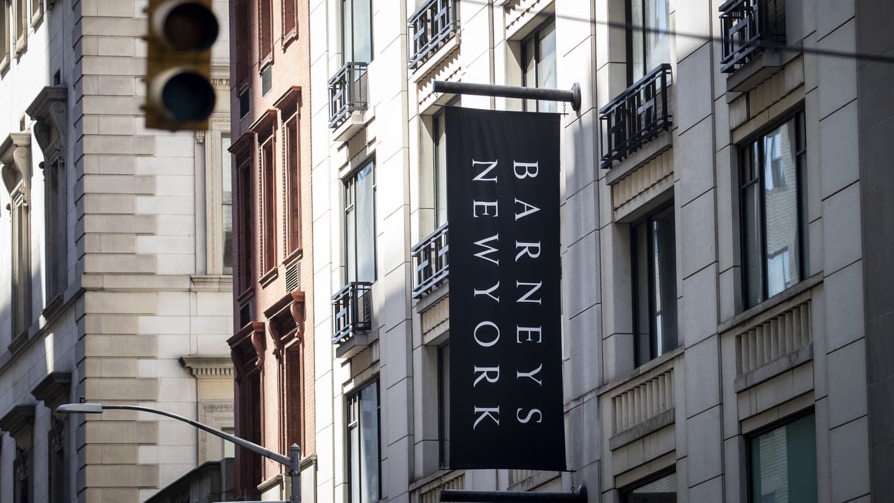 Barneys Appears to Have a Buyer